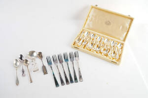 Samling silverbestick, 23 dlr, vikt ca 300 gram 23