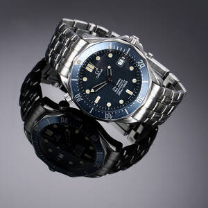Omega Seamaster Professional 300M. Herreur i stål med blå skive, ca. 1999