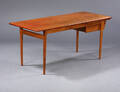 Dansk møbelproducent. Sybord, teak