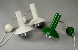 Louis Poulsen. Tre væglamper, model Louise. 3