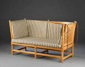 Børge Mogensen. Tremmesofa, bøgetræ model 1789 