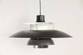 Poul Henningsen 1894-1967. PH5 pendel af senere mat sortlakeret metal. Ø. 50 cm