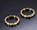 Par 18 kt guldringe med safir og brillant