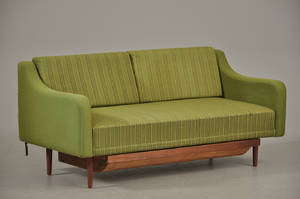 Sovesofa betrukket med grøn uld, 1960erne