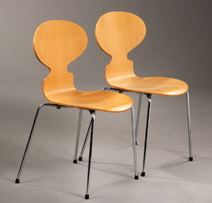 Arne Jacobsen 1902-1971. Par stole, Myren, 3101. 2