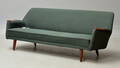 Dansk møbelproducent. Tre-pers. sofa, teaktræ