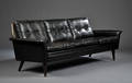 Trepers. sofa sort knapsyet læder
