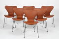 Arne Jacobsen. Seks syverstole model 3107, cognacfarvet læder 6  Denne vare er sat til omsalg under nyt varenummer 4514138