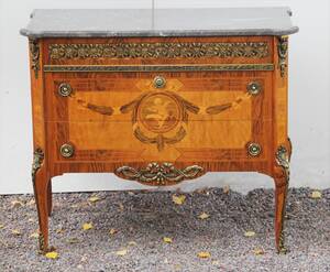 Byrå med 3 lådor, Gustaviansk-stil, 1900-tal