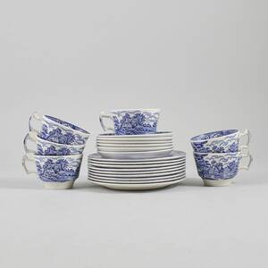 Teservis, Ca 15 delar