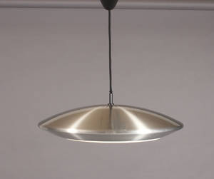 Jo Hammerborg. Pendel af aluminium