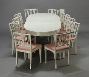 Spisebord samt stole 11