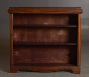 Mindre bokhylla, omkring 1900
