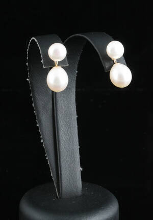 9K fresh water pearl earrings
