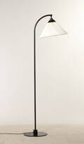 Flemming Agger for Le Klint. Gulvlampe, model 368