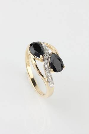Safir- og diamantring