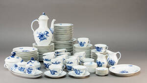 Kgl. Porcelæn Royal Copenhagen. Blå Blomst kaffeservice 122