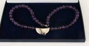 Halsband med spänne och dekor i sterlingsilver