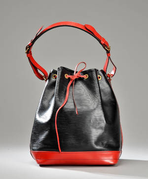 Louis Vuitton. Skuldertaske, model Noe Epi Noir