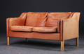Dansk møbelproducent. To-pers. sofa, læder