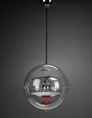 Verner Panton. Pendel, model VP-Globe. Ø 40 cm 