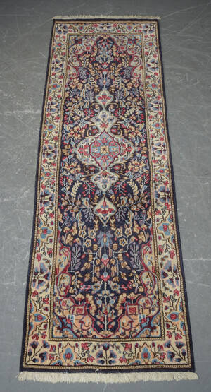 Kirman tæppe, 232x76 cm.