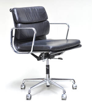 Charles Eames. Soft Pad kontorstol, Model EA-217