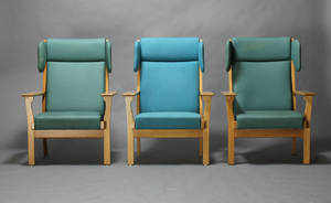 H. J. Wegner. Tre øreklapstole 3