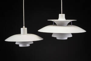 Poul Henningsen. To PH5 pendler samt PH 43 pendel 3 Denne vare er sat til omsalg under nyt varenummer 4306378