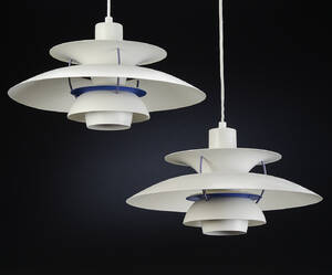 Poul Henningsen. Par PH5 pendler, hvid 2