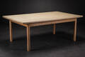 Dansk møbelproducent. Sofabord af sæbebehandlet massivt egetræ