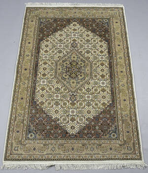 Indisk Bidjar tæppe, 140x208 cm.