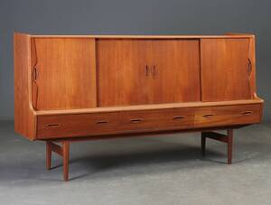 Skænk af fineret teak, 1950erne