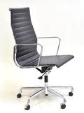 Charles Eames 1907 - 1978. Kontorstol, model EA-119.