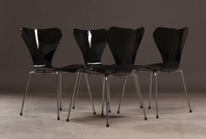 Arne Jacobsen, spisestole, model 3107 4 Denne vare er sat til omsalg under nyt varenummer 4302860