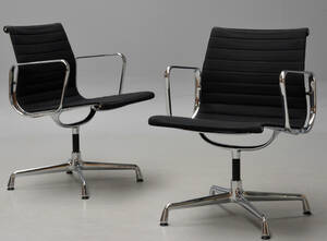 Charles Eames. Par armstole, model EA-108 2 