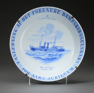 Royal Copenhagen. Fad af fajance