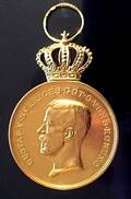 MEDALJ GULD, från kungliga patriotiska sällskapet 1948.