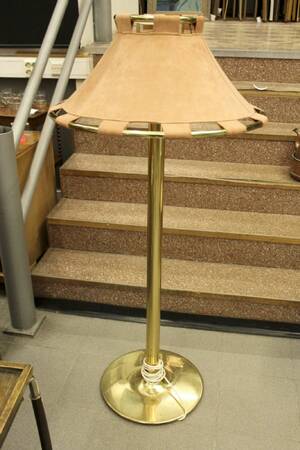Golvlampa