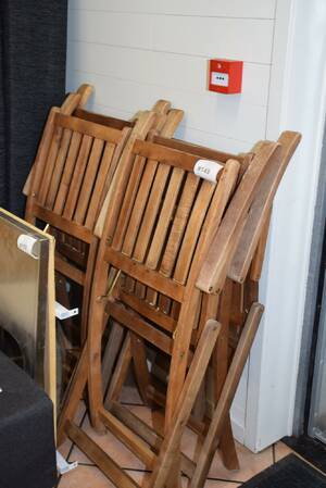 Utemöbel bord och 4 st stolar