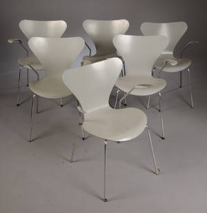 Arne Jacobsen 1902-1971. Seks stole model 3207 6