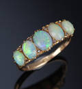 Engelsk opal ring af 18 kt. guld. 1900-tallets første halvdel