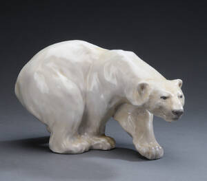 Kgl. Porcelæn. Porcelænsfigur, isbjørn nr. 1137 Denne vare er sat til omsalg under nyt varenummer 4498381