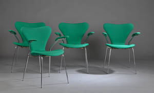 Arne Jacobsen 1902-1971. Fire stole model 3207 4