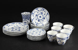 Kgl.  Musselmalet helblonde, kaffeservice 23 