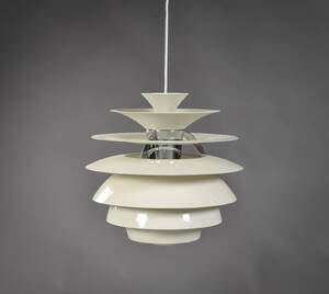Poul Henningsen for Louis Poulsen, pendel, Kuglelamel Snowball.