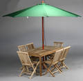 Havemøbelsæt bestående af bord, parasol samt seks armstole. Teak. 8