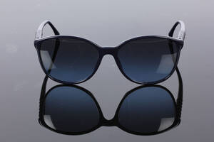 Chanel. Dame solbrille, model 5207