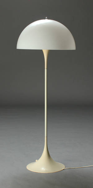 Verner Panton. Pantella standerlampe