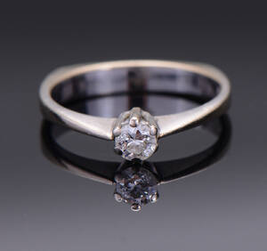 Vintage solitairering af 14 kt guld ca. 0.18 ct